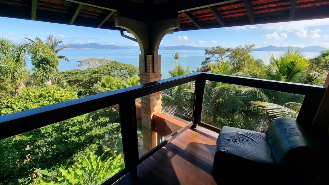 Suítes Com Vista Panorâmica De *